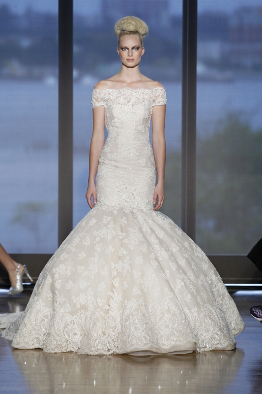 Ines Di Santo - Fall 2014 Couture Bridal - Iva Wedding Dress</p>

<p